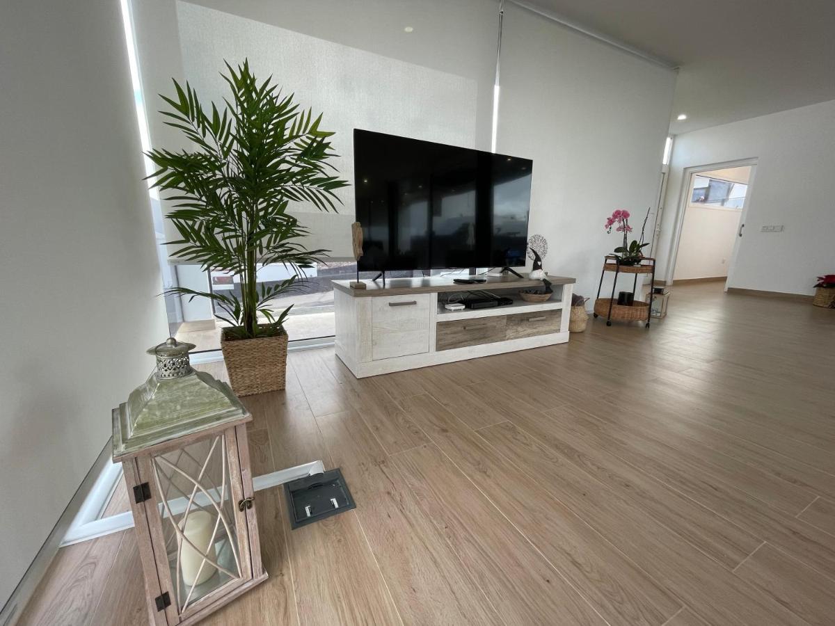 Eslanzarote Eco Villa Tony, Heated Pool, Jacuzzi, Sat Tv, Super Wifi La Costa Buitenkant foto