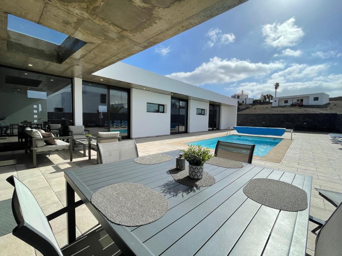 Eslanzarote Eco Villa Tony, Heated Pool, Jacuzzi, Sat Tv, Super Wifi La Costa Buitenkant foto