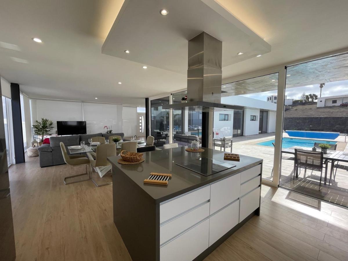 Eslanzarote Eco Villa Tony, Heated Pool, Jacuzzi, Sat Tv, Super Wifi La Costa Buitenkant foto