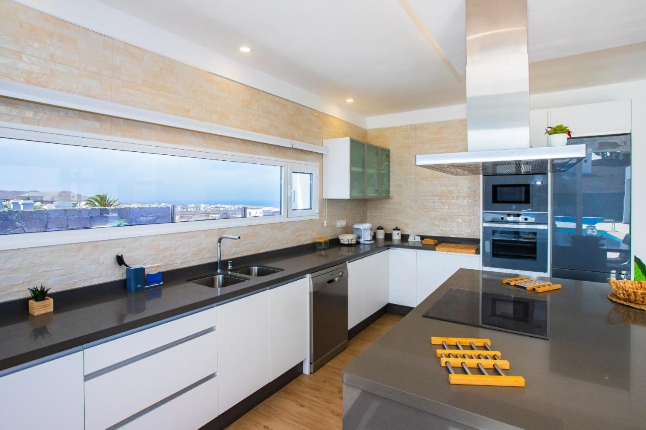 Eslanzarote Eco Villa Tony, Heated Pool, Jacuzzi, Sat Tv, Super Wifi La Costa Buitenkant foto