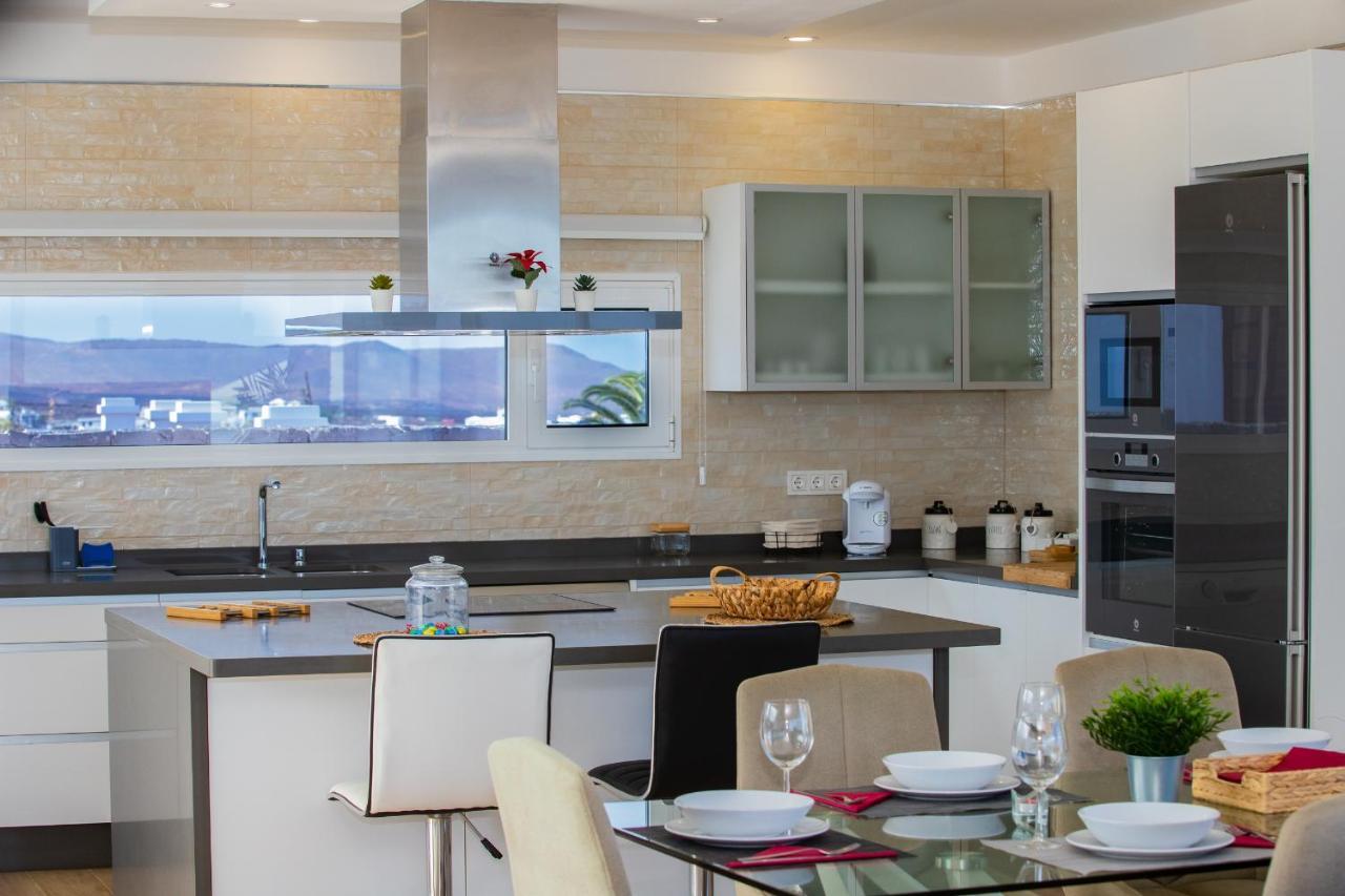 Eslanzarote Eco Villa Tony, Heated Pool, Jacuzzi, Sat Tv, Super Wifi La Costa Buitenkant foto