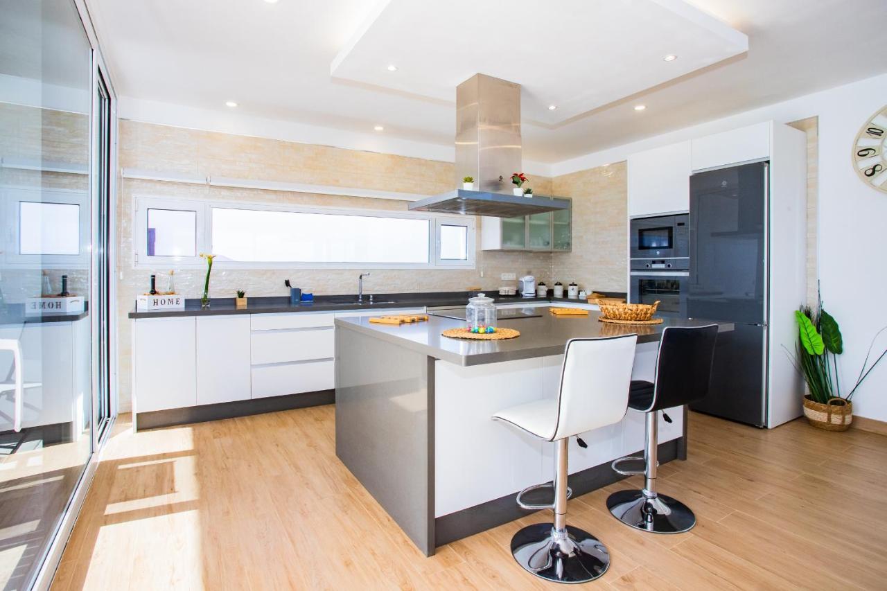 Eslanzarote Eco Villa Tony, Heated Pool, Jacuzzi, Sat Tv, Super Wifi La Costa Buitenkant foto
