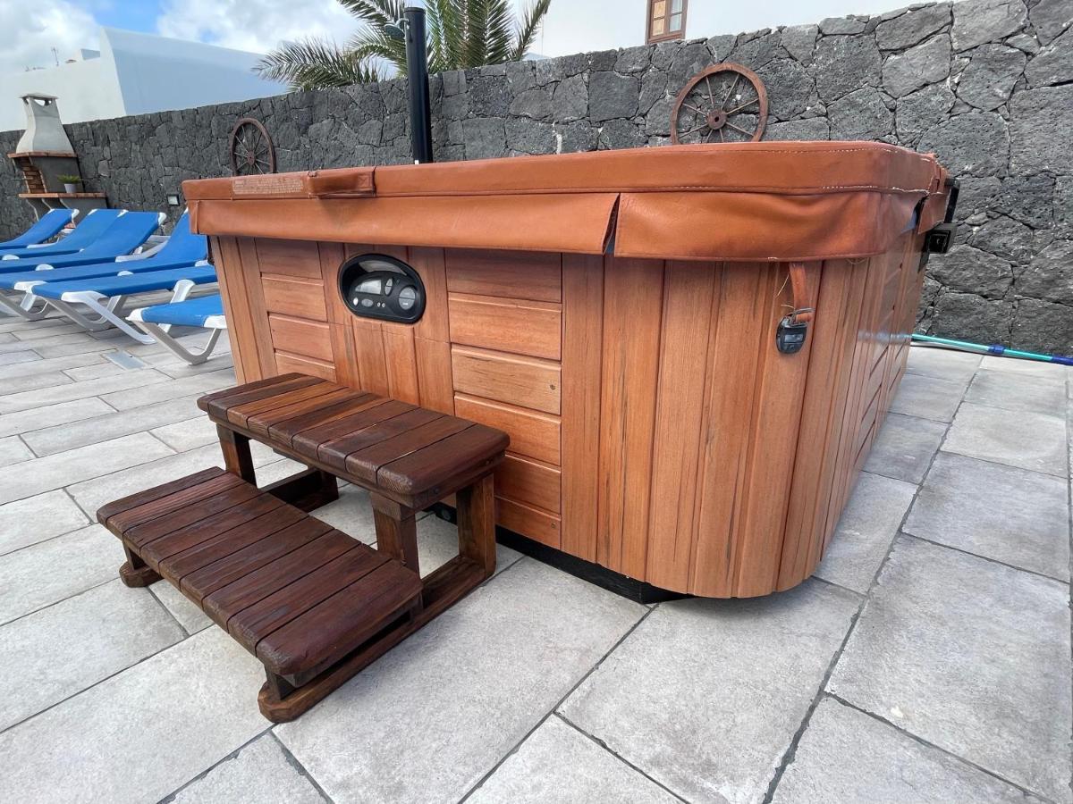 Eslanzarote Eco Villa Tony, Heated Pool, Jacuzzi, Sat Tv, Super Wifi La Costa Buitenkant foto